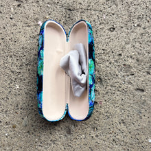 Load image into Gallery viewer, Impressionist Art Design Glasses Case | Water Lilies (open)