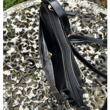 Load image into Gallery viewer, Black Elegance Italian Leather Crossbody Bag (mag fog front closure)