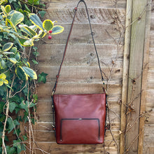 Load image into Gallery viewer, Chestnut 'Gia' Italian Leather Shoulder/Crossbody Bag