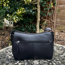 Load image into Gallery viewer, Soft Black Italian Leather 'Martina' Front Pocket Twist Lock Crossbody Bag (back)