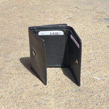 Load image into Gallery viewer, Camden Compact Leather Tri-Fold Wallet