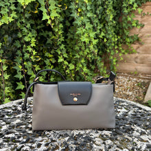 Load image into Gallery viewer, David Jones Slimline Crossbody & Shoulder Bag (taupe)