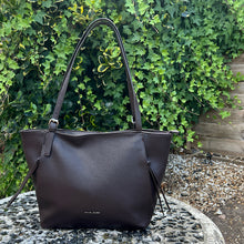 Load image into Gallery viewer, David Jones Soft Pebble Everyday Tote Bag (hot chocolate)