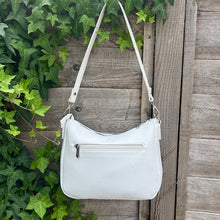 Load image into Gallery viewer, David Jones Soft Pebble Shoulder Bag (back)