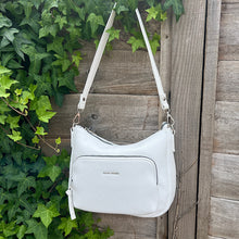 Load image into Gallery viewer, David Jones Soft Pebble Shoulder Bag (side)