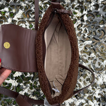 Load image into Gallery viewer, David Jones Teddy Crossbody Bag (open)