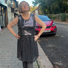 Load image into Gallery viewer, Black Puff Body Sequin Dress