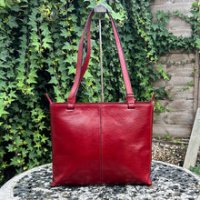 Load image into Gallery viewer, Gianni Conti Italian Leather Double Compartment Shoulder Bag (back)