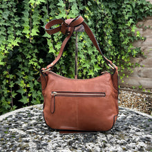 Load image into Gallery viewer, Gianni Conti Italian Leather Everyday Crossbody Bag (back)