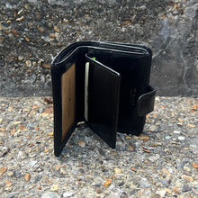 Load image into Gallery viewer, Gianni Conti Italian Leather RFID Compact Bifold Purse – Black (open)