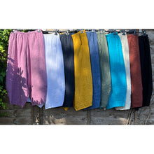 Load image into Gallery viewer, Made in Italy 100% Linen Relaxed Tapered Trousers
