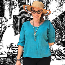 Load image into Gallery viewer, Made in Italy Linen Blend Relaxed Top