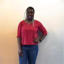 Load image into Gallery viewer, Made in Italy Linen Blend Relaxed Top (berry)