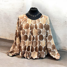 Load image into Gallery viewer, Mocha Pebble Print Blouse