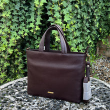Load image into Gallery viewer, Nova Leather Classic Grab Bag with Adjustable Strap (chocolate)