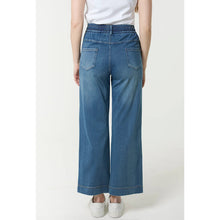 Load image into Gallery viewer, Relaxed Drawstring Wide-Leg Denim Trousers (back)