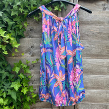 Load image into Gallery viewer, Tropical Print Bubble Hem Sleeveless Top (lilac multi)