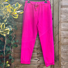 Load image into Gallery viewer, Ultimate Everyday Magic Stretch Trousers (fuchsia)