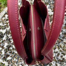 Load image into Gallery viewer, Windsor Wine Structured Tote Bag (mag dot)