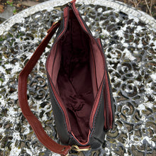 Load image into Gallery viewer, Black &amp; Tan Leather &#39;Lucy&#39; Front Zip Pocket Shoulder Bag (open)
