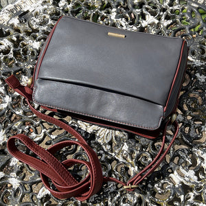 Two Tone Classic 'Brenda' Leather Crossbody Bag | Grey & Tan (flat)