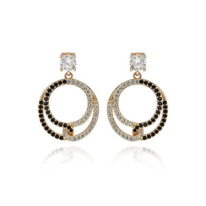 Gold Interlocking Circle Earrings 