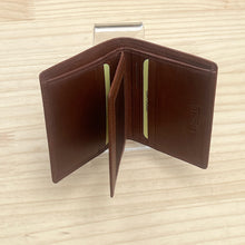 Load image into Gallery viewer, Gents Tan Small Leather Wallet by Oak (open)
