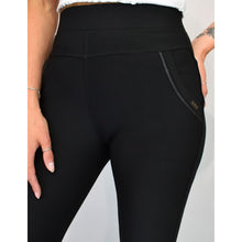 Load image into Gallery viewer, Black Treggings with Pockets (close up)
