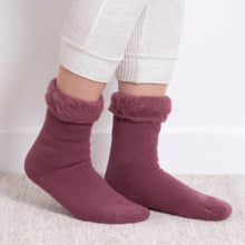 Load image into Gallery viewer, Berry Ladies Brushed Thermal Bed Socks (model)
