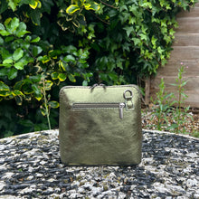 Load image into Gallery viewer, Capri Metallic Leather Crossbody Bag – Made in Italy (back)
