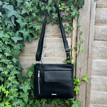 Load image into Gallery viewer, Classic Leather Multi-Pocket Crossbody Bag – Black, Navy &amp; Burgundy (black)
