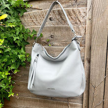 Load image into Gallery viewer, Glacier Large Soft Front Zip Pocket &#39;Sari&#39; Shoulder Bag
