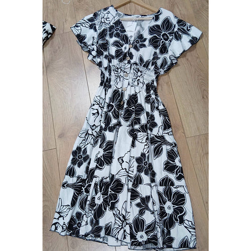 Angel Sleeve V-Neck Midi Dress with Pockets | Black Bold Floral Print