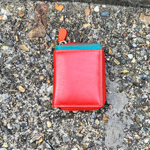 Load image into Gallery viewer, Seville Small &#39;aka Holiday&#39; Leather RFID Purse
