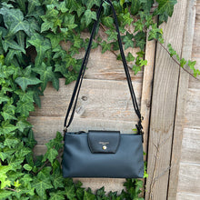 Load image into Gallery viewer, David Jones Slimline Crossbody &amp; Shoulder Bag (black)
