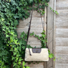 Load image into Gallery viewer, David Jones Teddy Crossbody Bag (cream)
