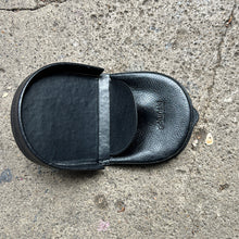 Load image into Gallery viewer, Black Gents Leather Tray Purse (open)
