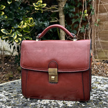 Load image into Gallery viewer, Small Tan Italian Attaché Leather Bag (front)
