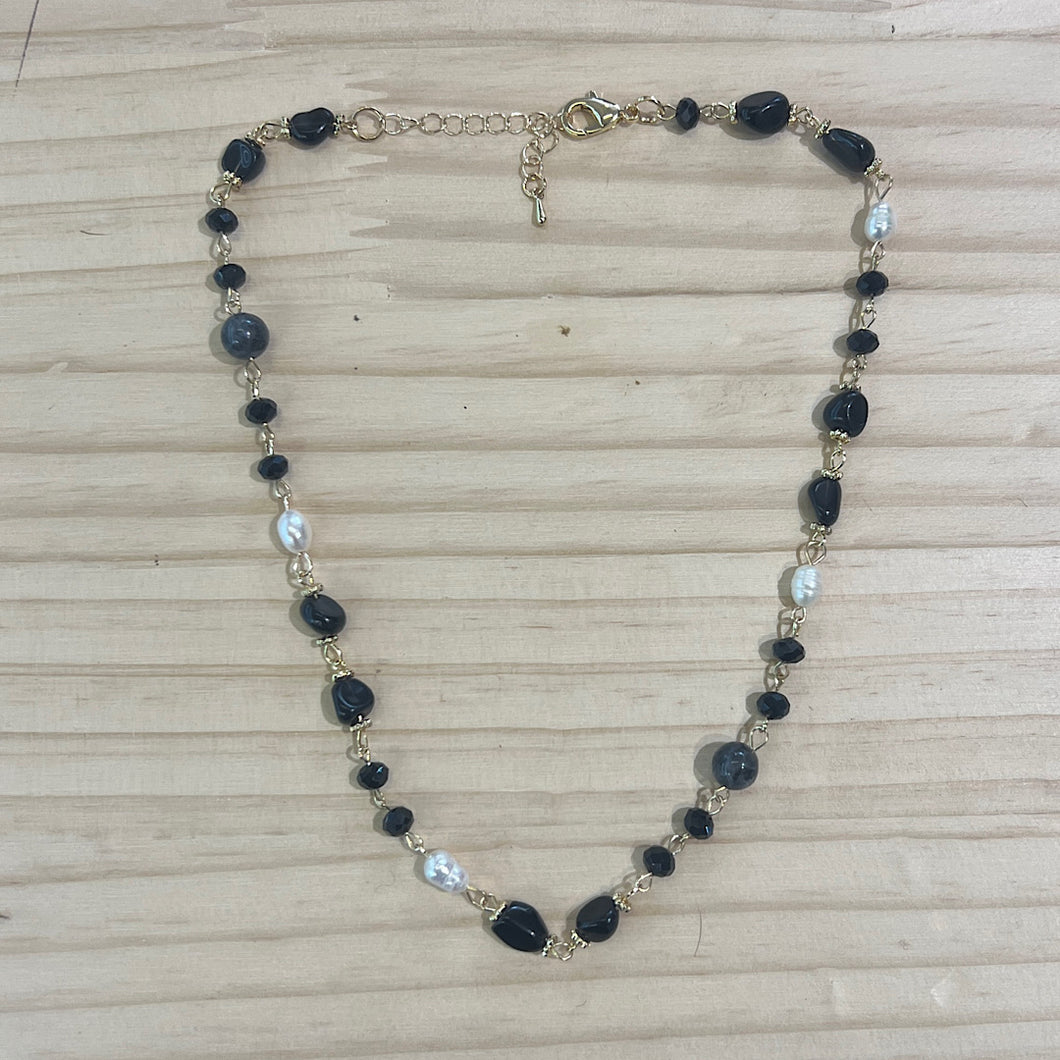Black Semi-Precious Stone & Beaded Short Necklace