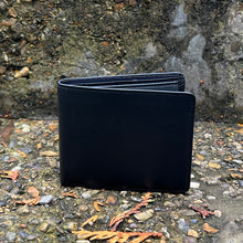 Load image into Gallery viewer, Gents Leather Wallet with ID Window &amp; Coin Pocket By Black (closed)
