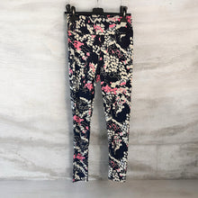 Load image into Gallery viewer, Floral Print Leggings (blue)
