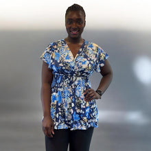 Load image into Gallery viewer, Floral Slinky Wrap Front Top (navy)
