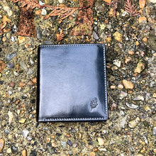 Load image into Gallery viewer, Gents Black Leather Tri-Fold Wallet By Oak (closed)
