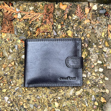 Load image into Gallery viewer, Gianni Conti Classic Black Italian Leather Wallet – Tab Closure
