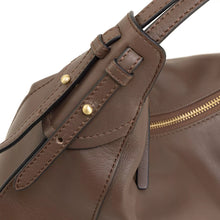 Load image into Gallery viewer, Gianni Conti Italian Leather Convertible Shoulder &amp; Crossbody Bag (detail)
