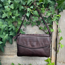 Load image into Gallery viewer, Gianni Conti Italian Leather Flap Front Shoulder &amp; Crossbody Bag (brown)
