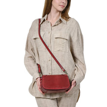 Load image into Gallery viewer, Gianni Conti Verona Satchel Italian Leather Crossbody Bag (on model)
