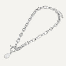 Load image into Gallery viewer, Silver Chain with Pearl Drop Pendent
