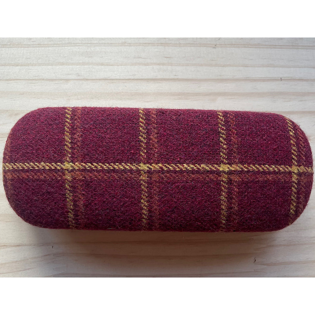 Tartan Covered Hard Shell Glasses Cases | Wine Red