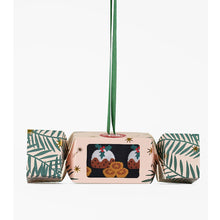 Load image into Gallery viewer, Men&#39;s Bamboo Socks | Christmas Pudding Cracker Gift Box (cracker)
